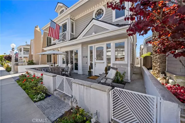 Newport Beach, CA 92662,327 Amethyst AVE