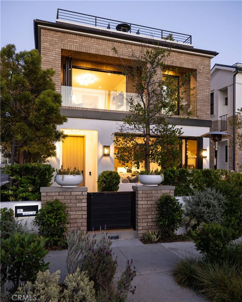 508 Goldenrod AVE, Corona Del Mar, CA 92625