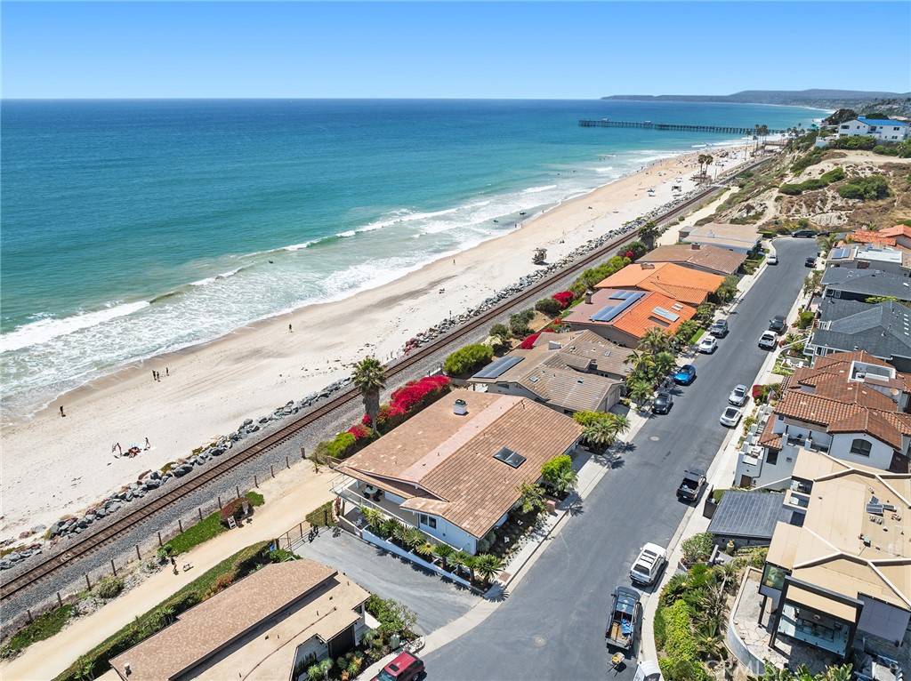 San Clemente, CA 92672,326 Boca Del Canon