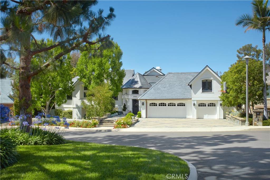 2 Royal Saint George RD, Newport Beach, CA 92660