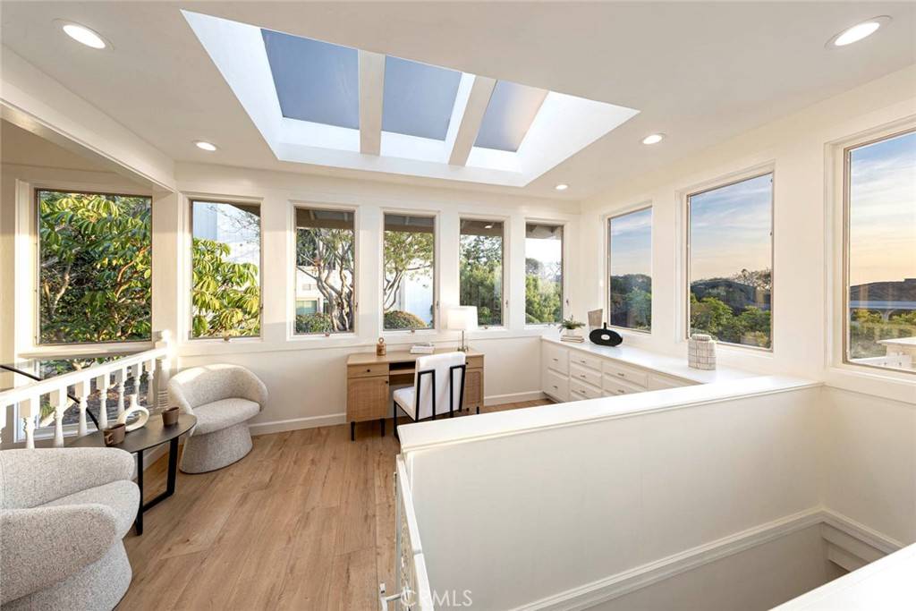11 Montpellier #22, Newport Beach, CA 92660