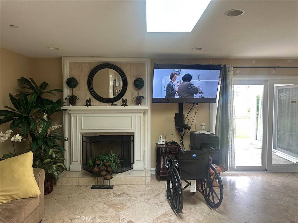 Mission Viejo, CA 92691,24516 Saturna DR