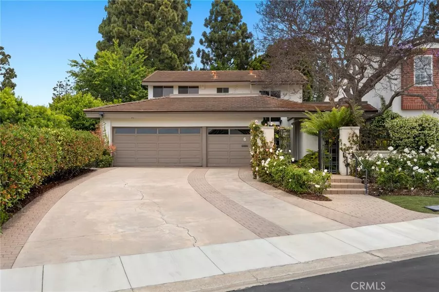 6 Rue Marseilles, Newport Beach, CA 92660
