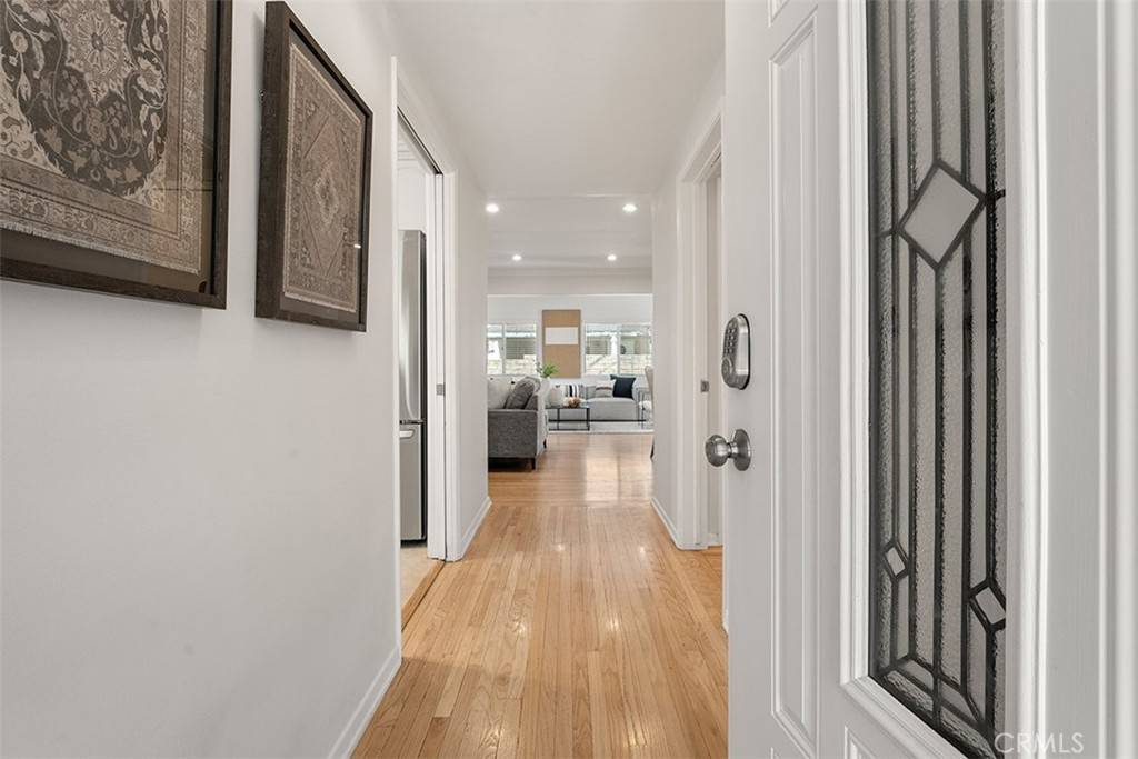 La Crescenta, CA 91214,5518 Terrace Drive