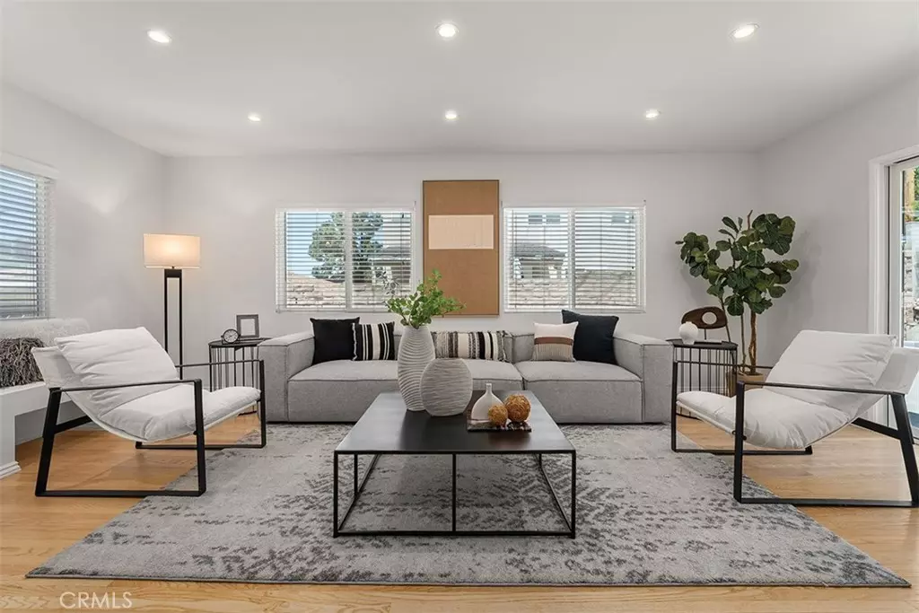 La Crescenta, CA 91214,5518 Terrace Drive