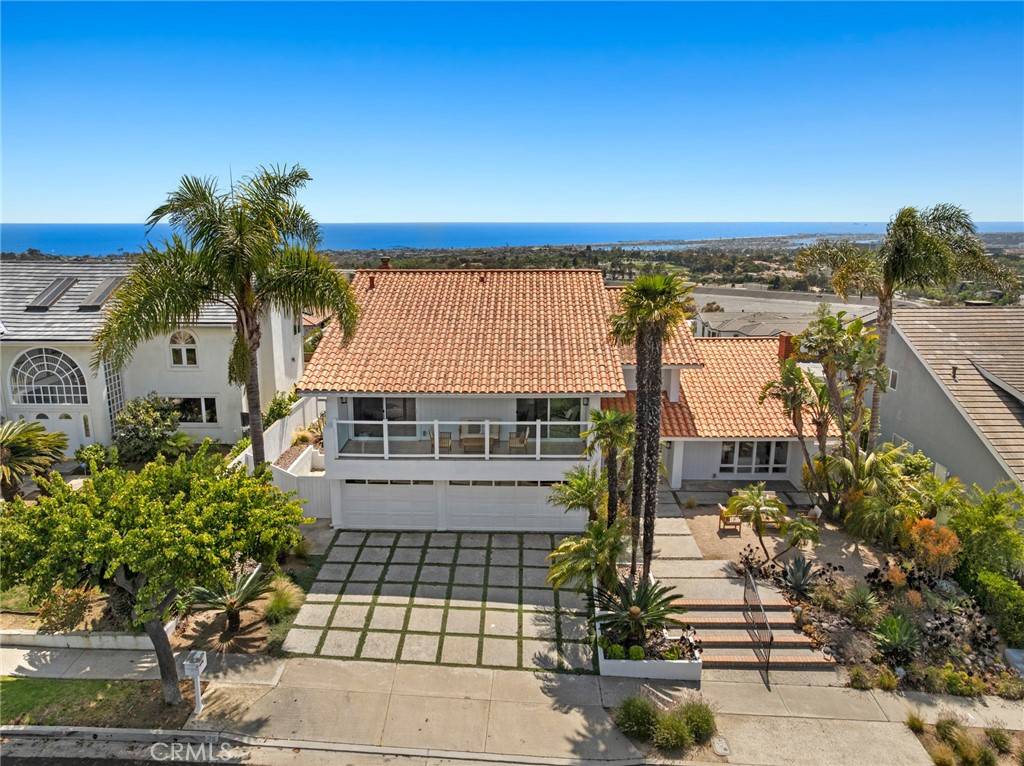 25 Point Loma DR, Corona Del Mar, CA 92625