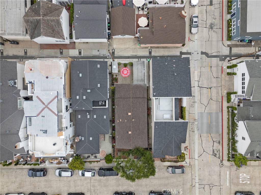Newport Beach, CA 92662,302 Sapphire Ave