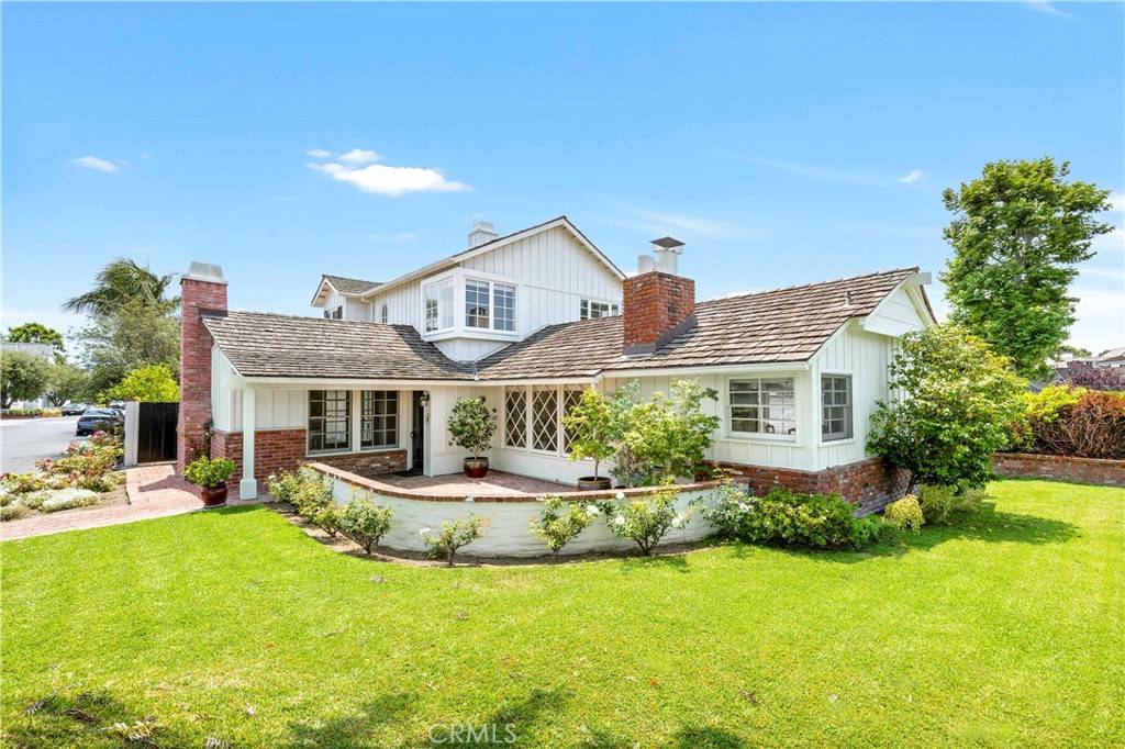 2562 Vista DR, Newport Beach, CA 92663
