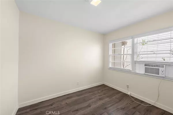 Corona Del Mar, CA 92625,610 Marguerite AVE #C