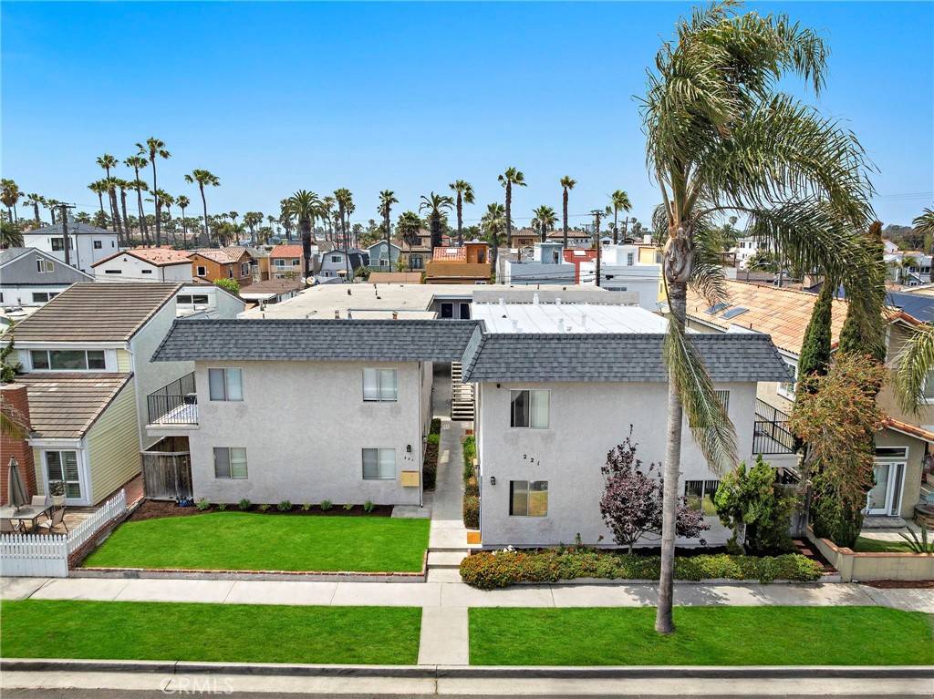 Huntington Beach, CA 92648,221 10th ST