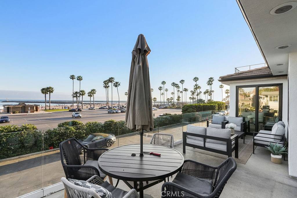 Corona Del Mar, CA 92625,3036 Breakers DR