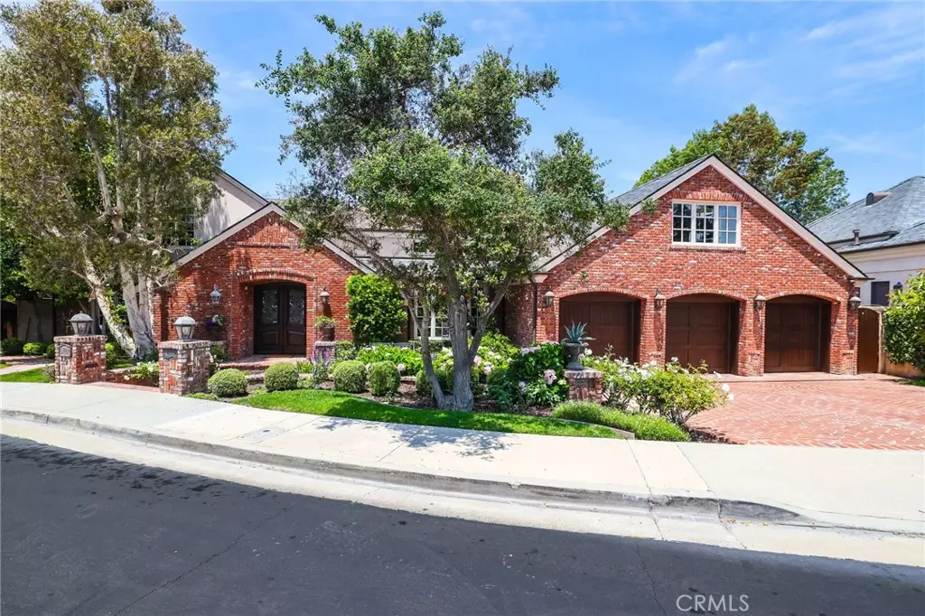 Newport Beach, CA 92660,20 Cherry Hills LN