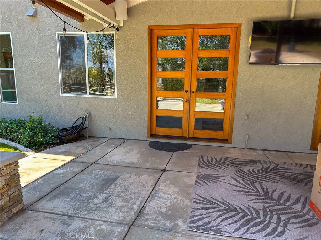 Corona, CA 92881,1073 Peter Christian CIR
