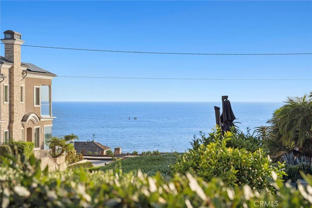 Corona Del Mar, CA 92625,215 Marigold AVE