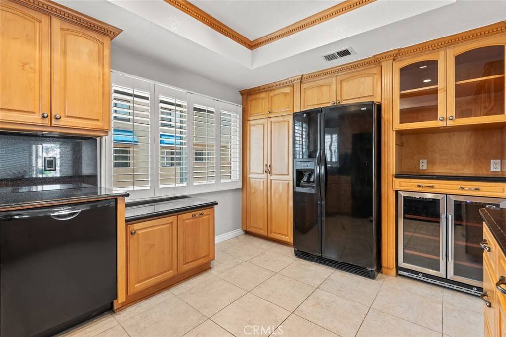 Huntington Beach, CA 92649,3211 Anne CIR #CI102