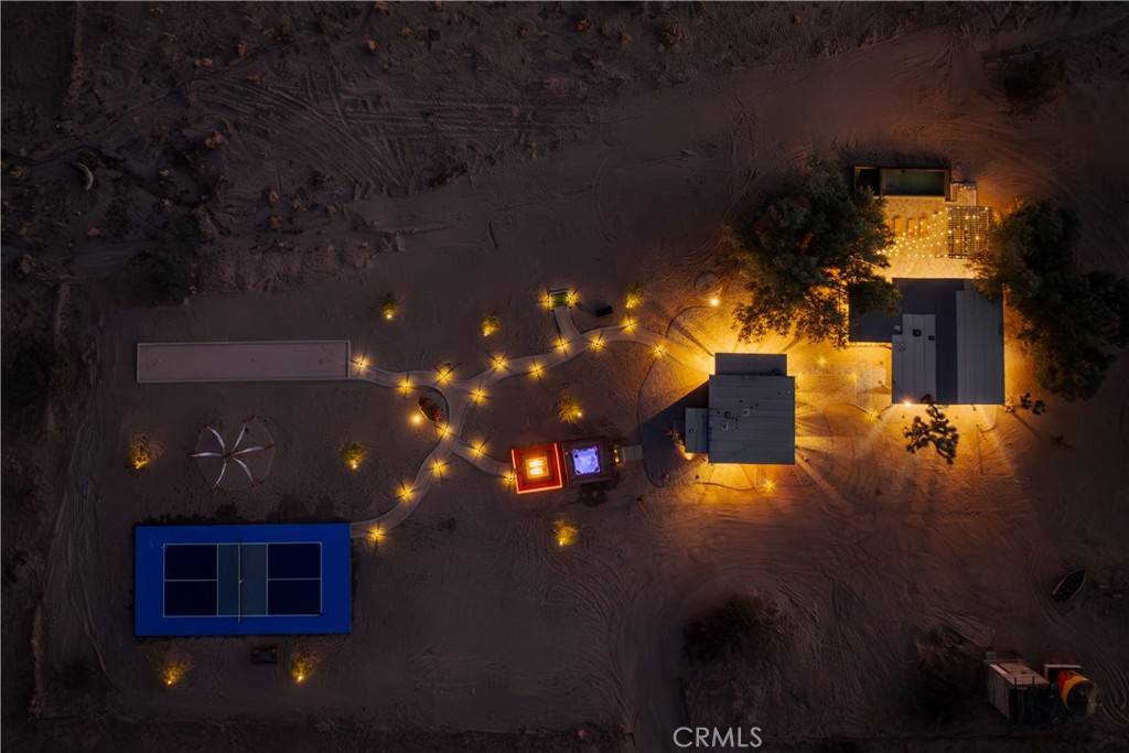 Joshua Tree, CA 92252,5725 Sunfair RD