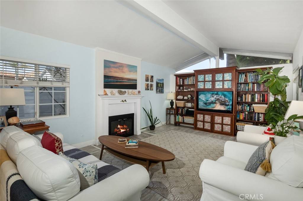 Newport Beach, CA 92663,259 62nd