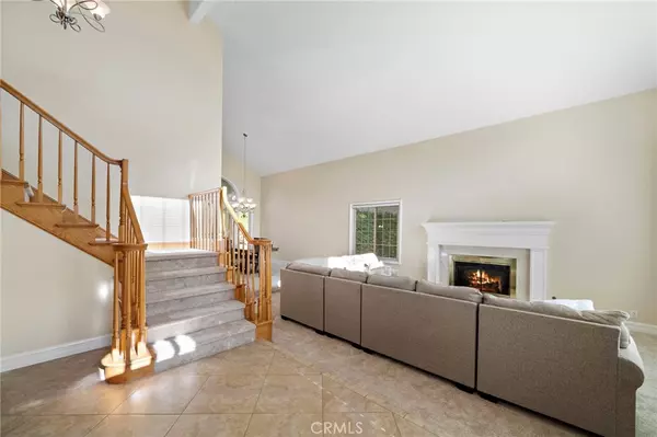 Orange, CA 92867,2811 N Roxbury ST