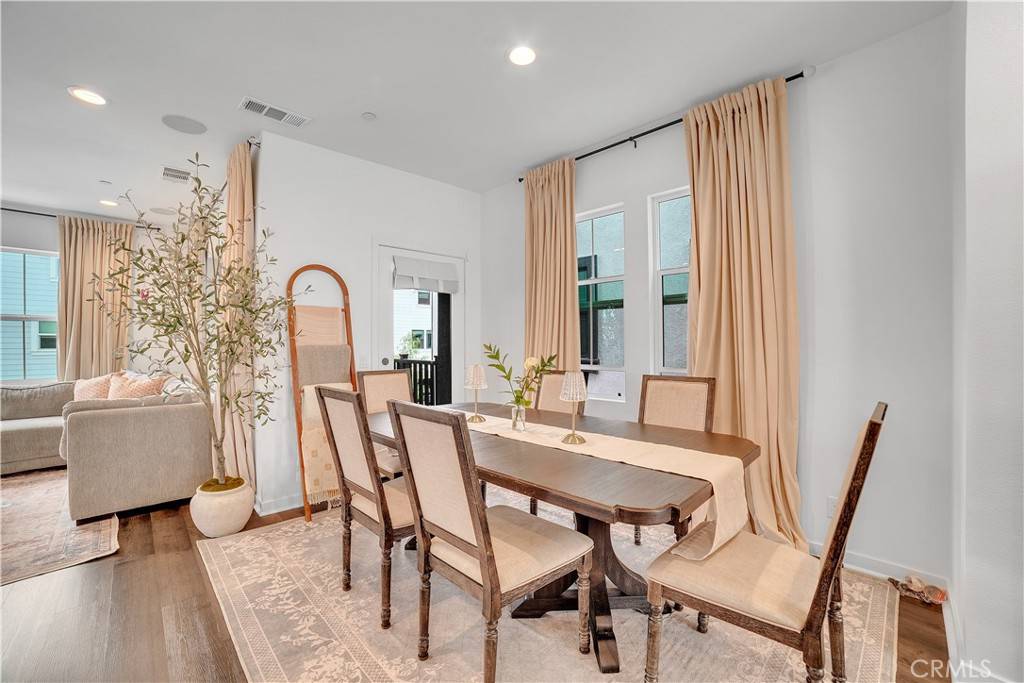 Costa Mesa, CA 92627,516 Caleigh LN