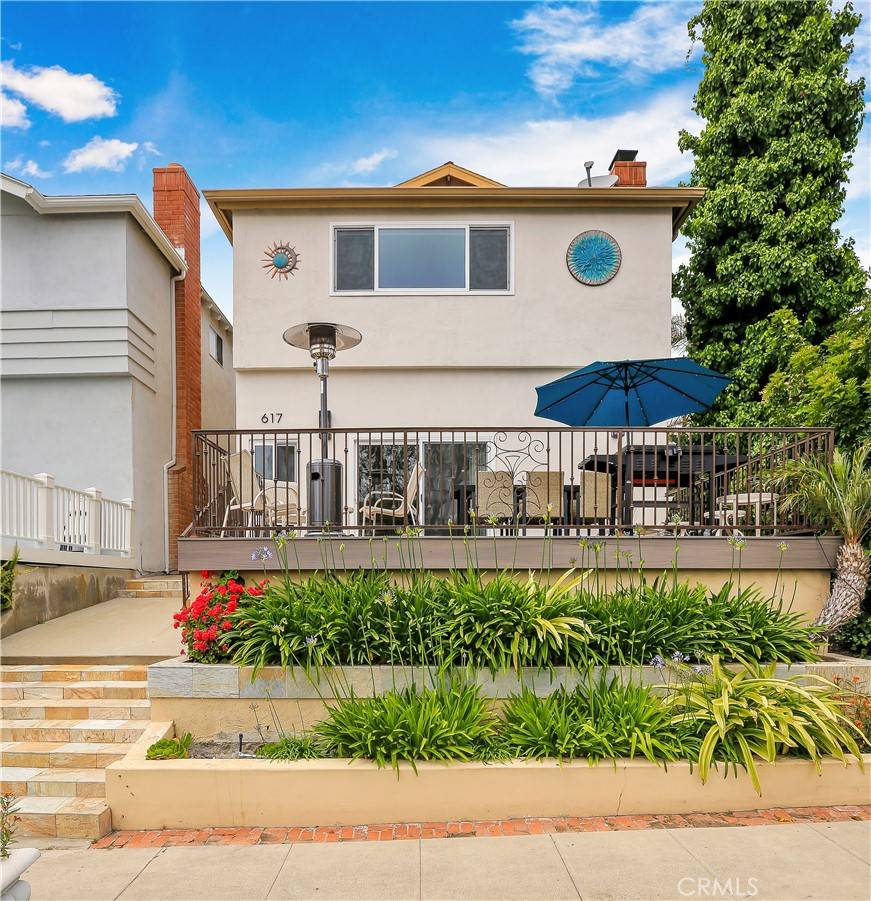 Corona Del Mar, CA 92625,617 Iris AVE