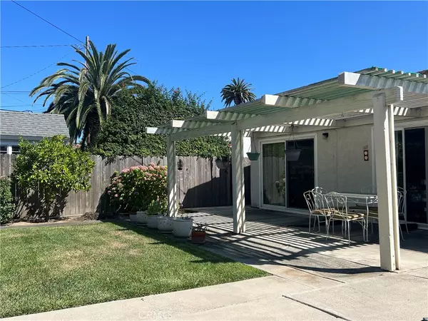 Costa Mesa, CA 92627,296 E 19th ST