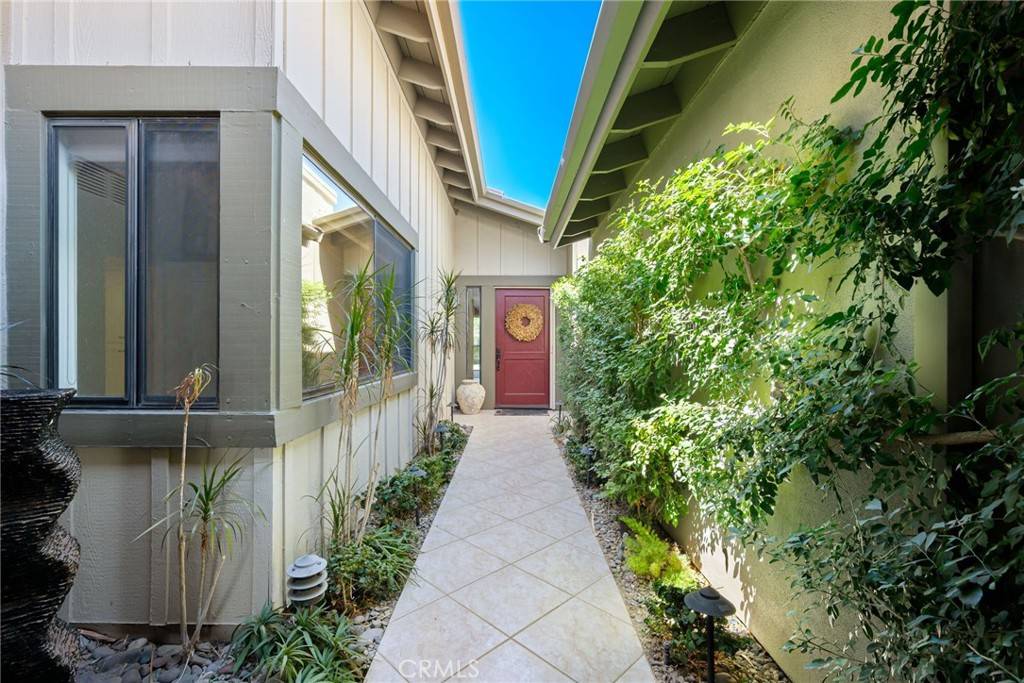 Palm Desert, CA 92211,75 Laredo LN
