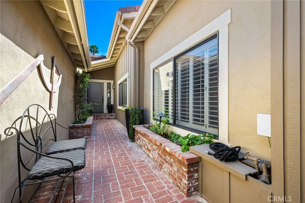 Palm Desert, CA 92211,154 Lost River DR