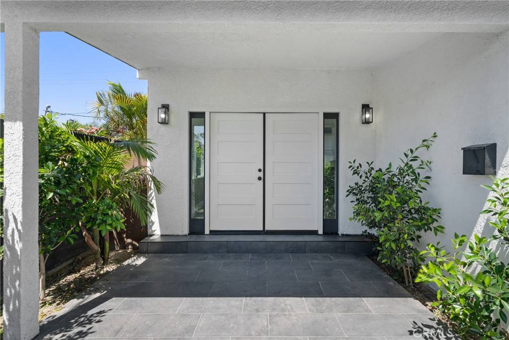 Anaheim, CA 92804,837 S Magnolia AVE