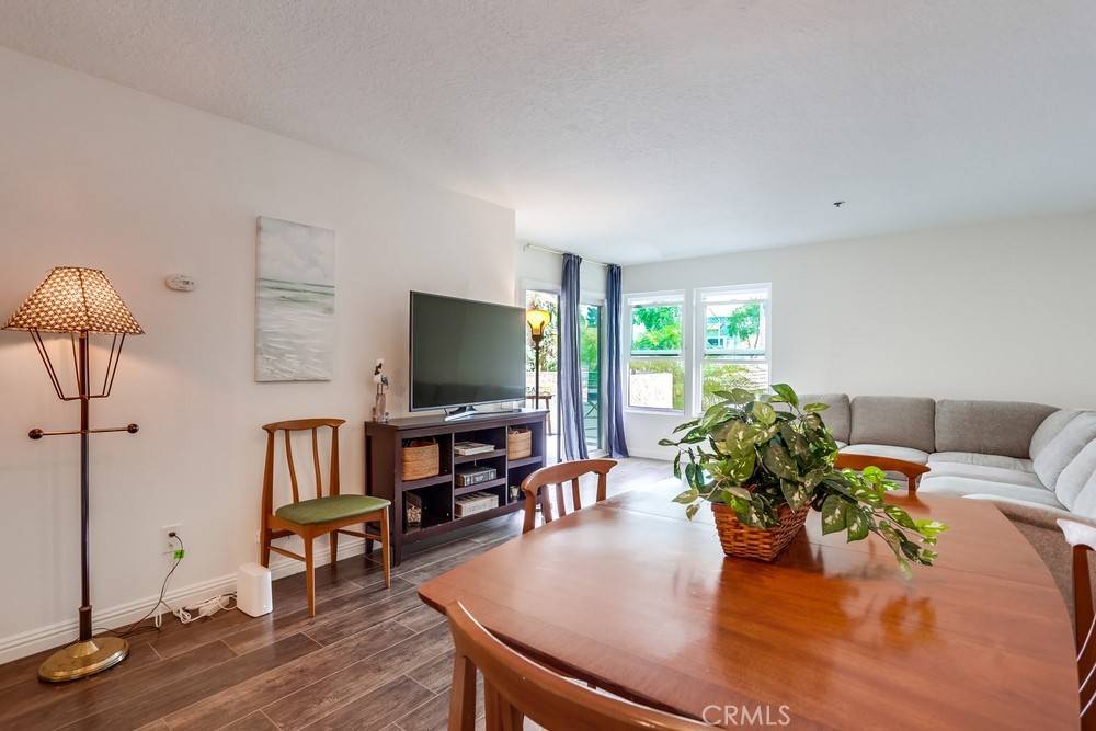 Newport Beach, CA 92663,240 Nice LN #114