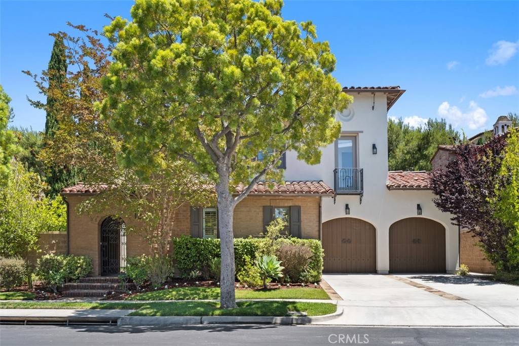 Irvine, CA 92603,34 Tall Hedge