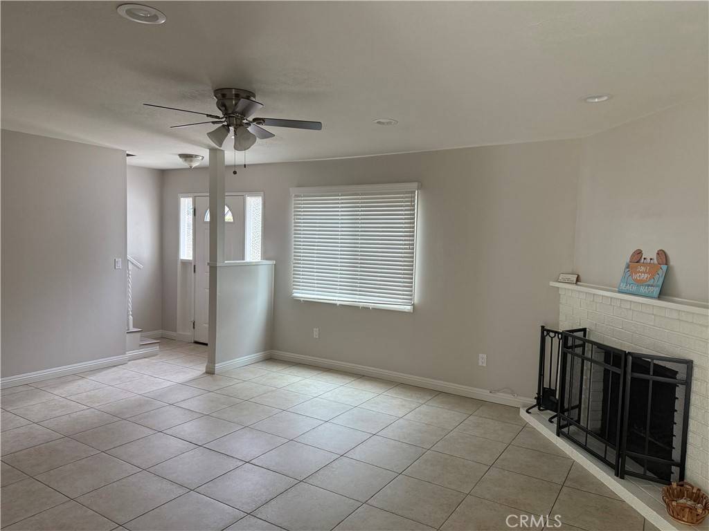Costa Mesa, CA 92627,1935 Orange AVE #2