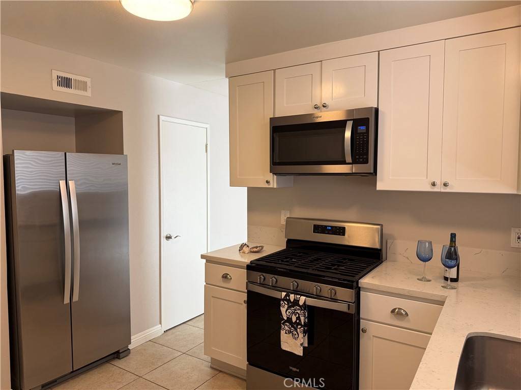 Costa Mesa, CA 92627,1935 Orange AVE #2