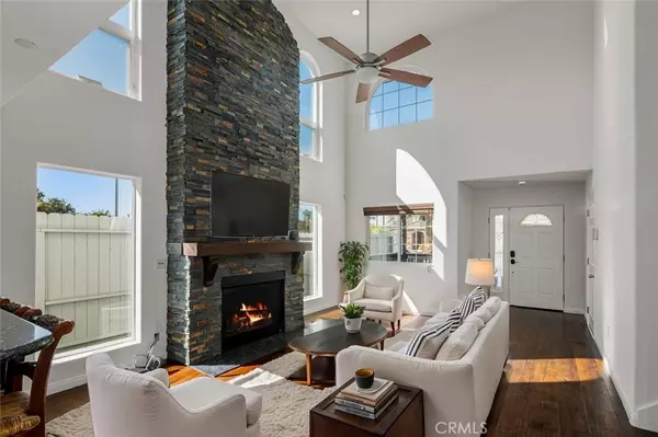 Newport Beach, CA 92660,2262 Orchard DR