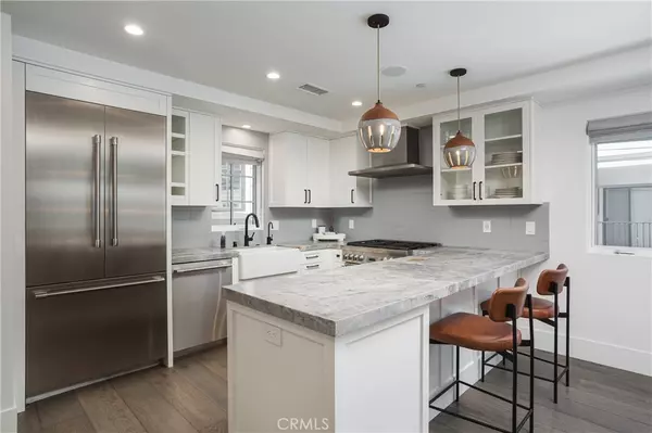 Corona Del Mar, CA 92625,714 1/2 Iris AVE