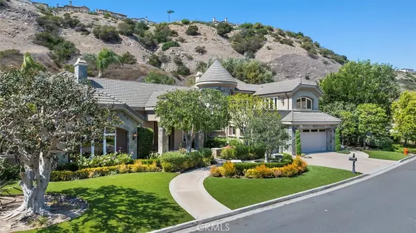 Orange, CA 92867,6945 E Hidden Oaks LN