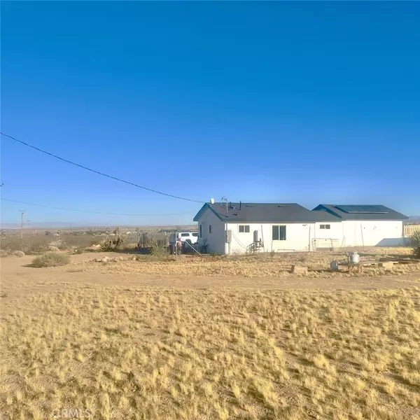 Landers, CA 92285,56133 Jesse RD
