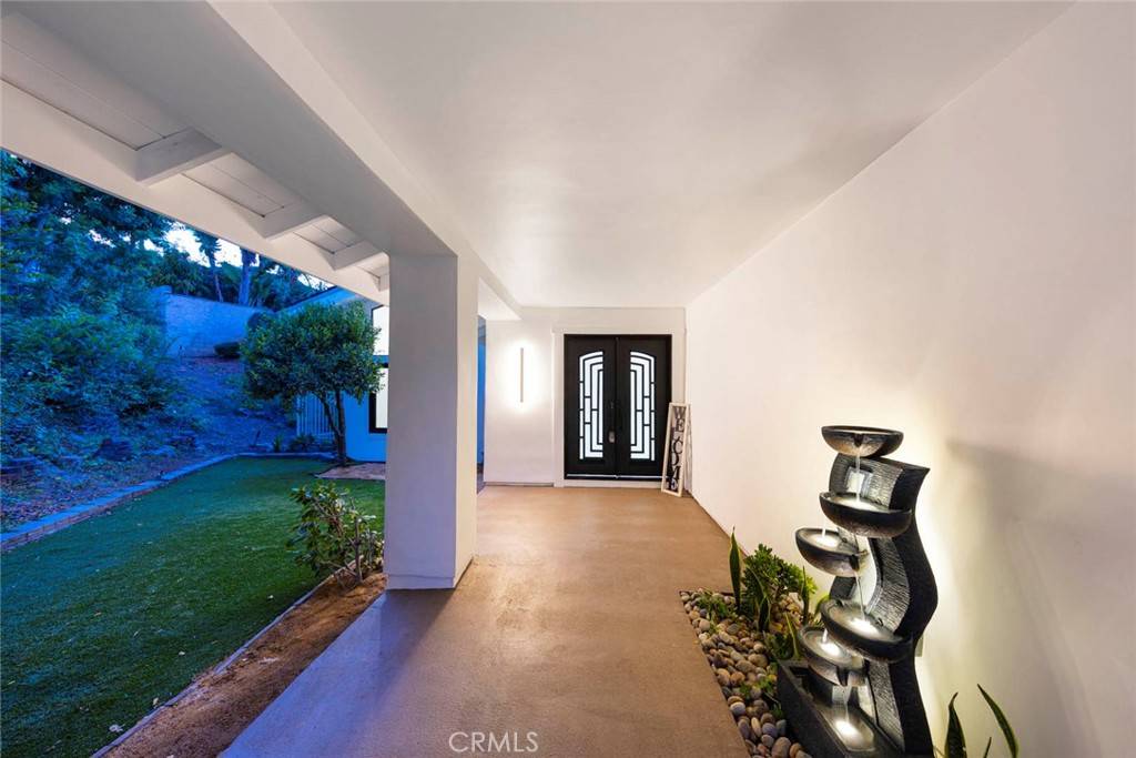 Laguna Niguel, CA 92677,31701 Grand Canyon DR