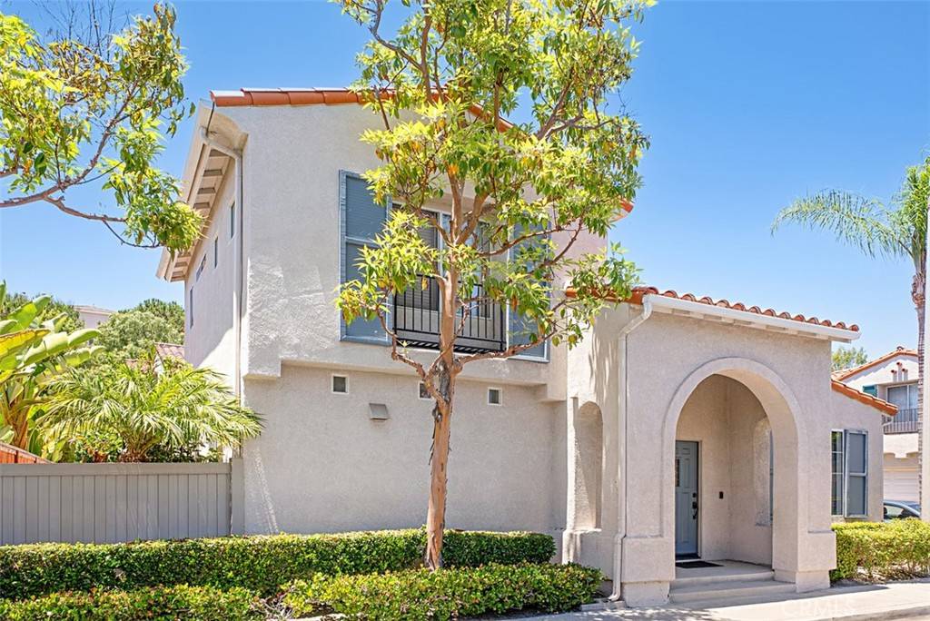 Aliso Viejo, CA 92656,35 Colony WAY
