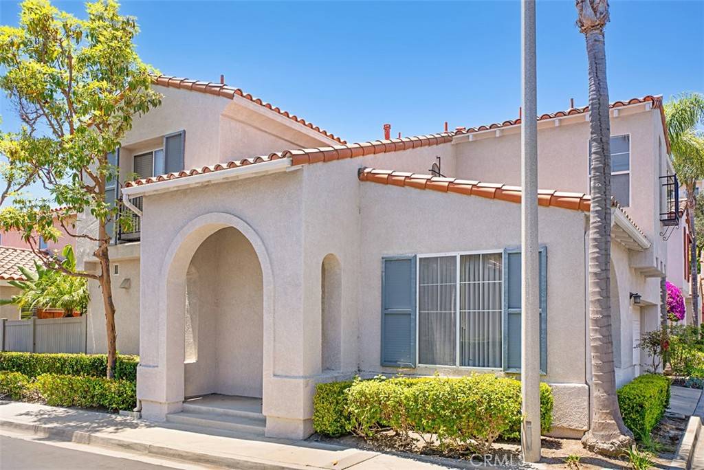 Aliso Viejo, CA 92656,35 Colony WAY