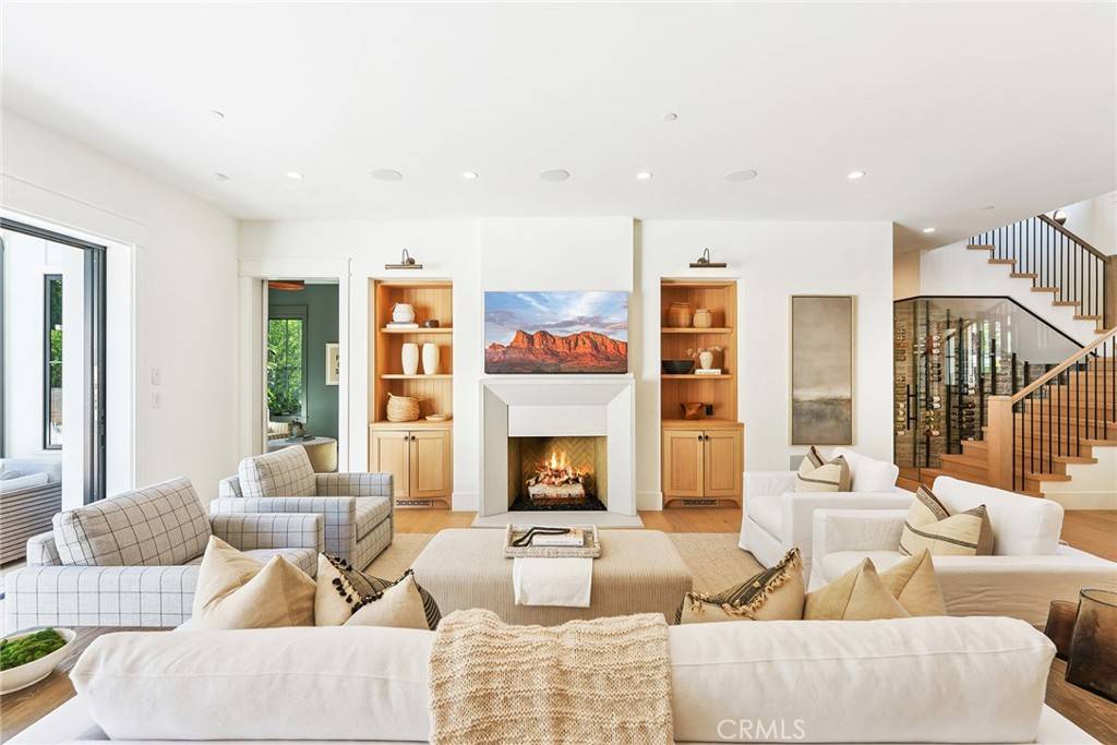 Newport Beach, CA 92660,2001 Port Ramsgate PL