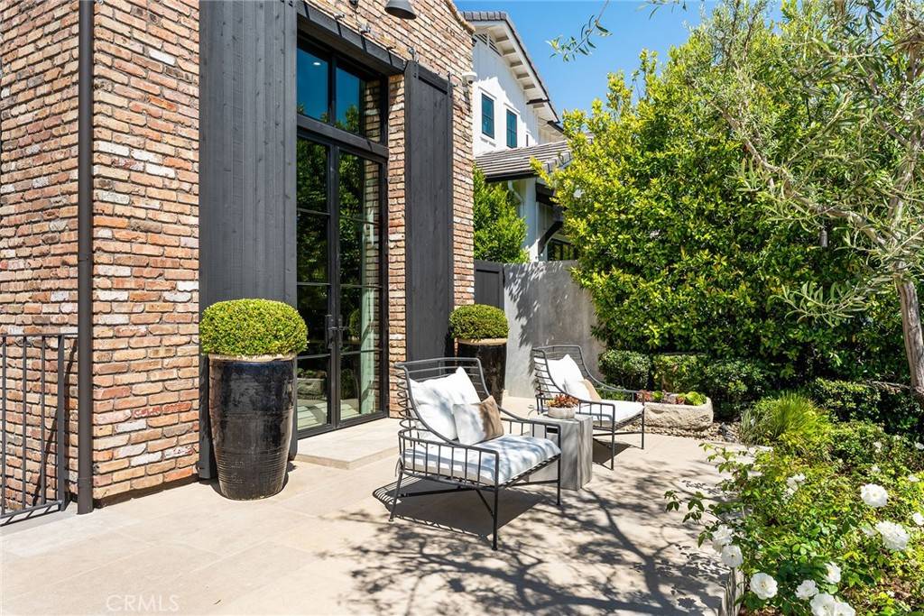 Newport Beach, CA 92660,1831 Newport Hills DR E