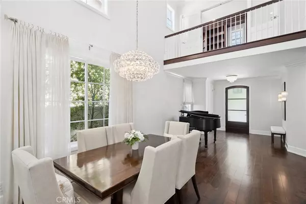 Newport Coast, CA 92657,5 Arbella