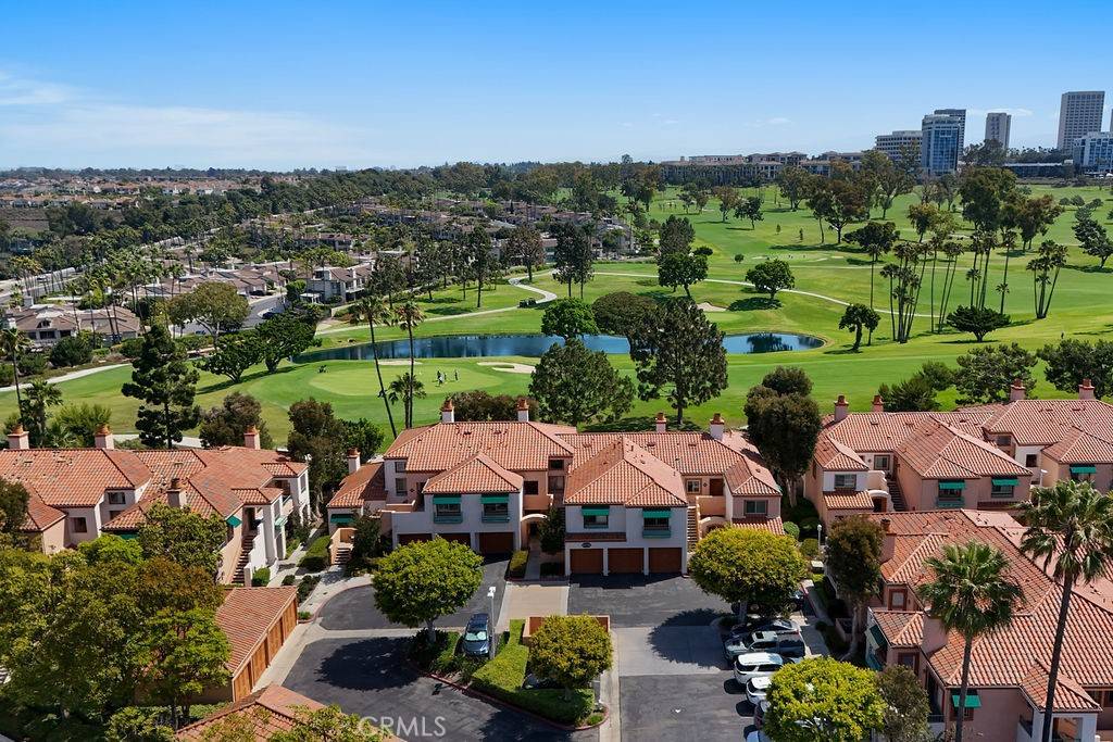 Newport Beach, CA 92660,232 Villa Point DR