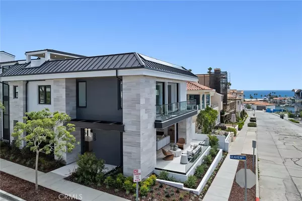 Corona Del Mar, CA 92625,220 Carnation Ave.