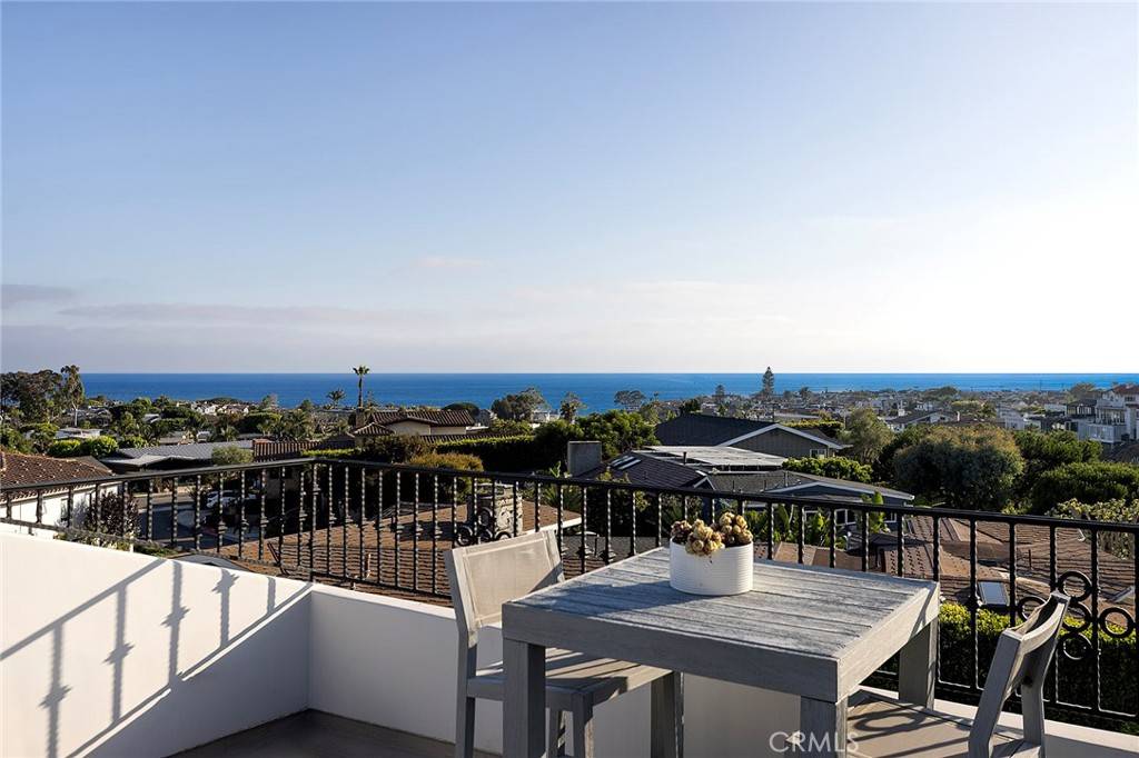 420 De Sola TER, Corona Del Mar, CA 92625