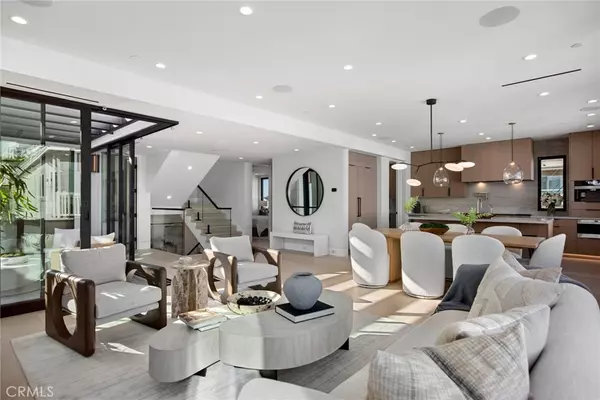 Corona Del Mar, CA 92625,2501 Seaview Ave