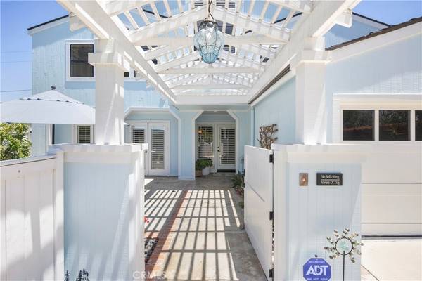 2300 Margaret DR, Newport Beach, CA 92663
