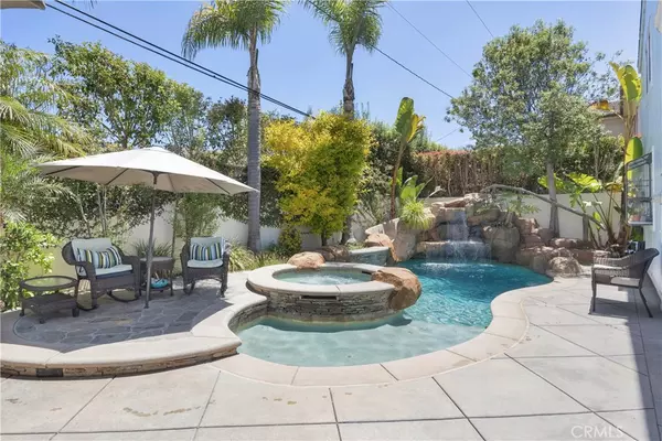 Newport Beach, CA 92663,2300 Margaret DR