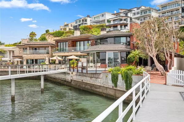 107 Bayside PL, Corona Del Mar, CA 92660