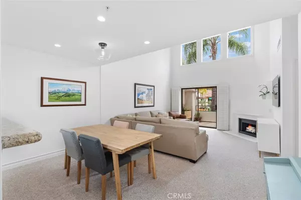 Newport Beach, CA 92660,26 Villa Point DR